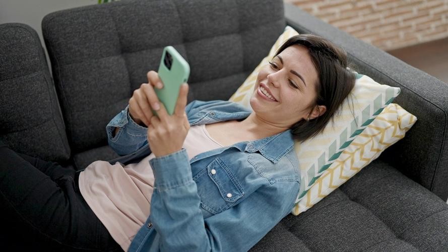 时的投影仪正在被“赶出”客厅冰球突破豪华版手机版红极一(图2) 时的投影仪正在被“赶出”客厅冰球突破豪华版手机版红极一(图2)