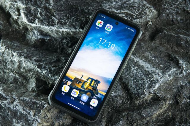 1000流明露营灯这款智能三防手机“上大